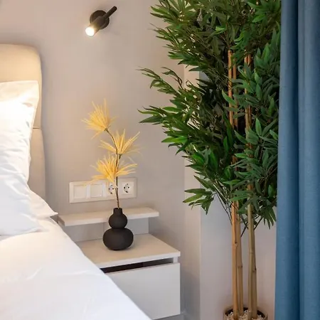 Mon Petit * Corfu (city)